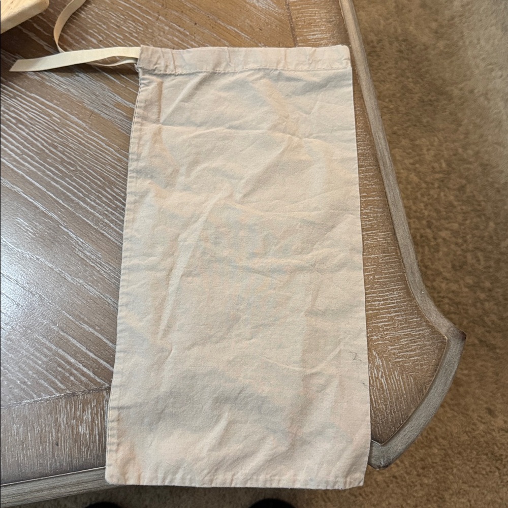 Dior Light Gray Drawstring Dust Pouch - Picture 2 of 4